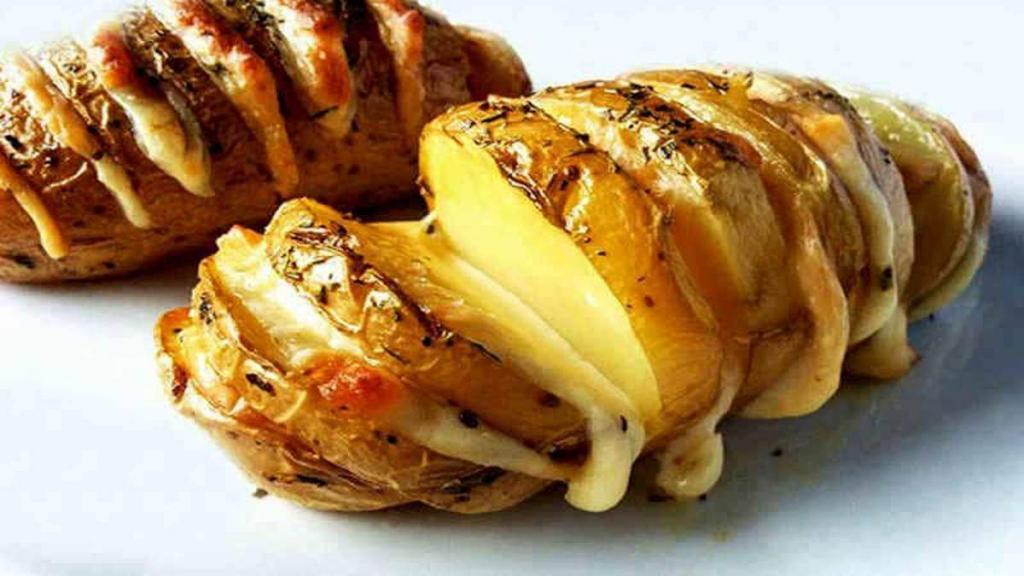 Pommes de terre en accordéon rôties au four de ma tante italienne une