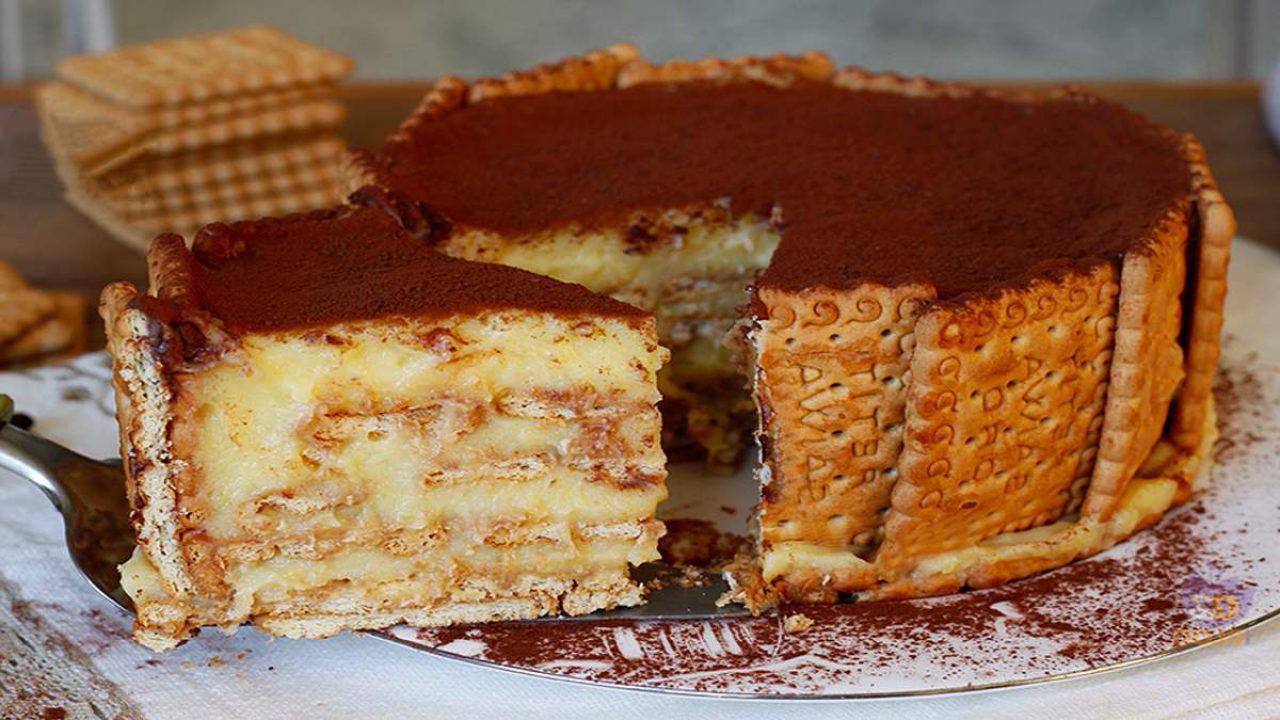 Gateau Aux Biscuits Un Gouter Pratique Saupoudre De Cacao Recettes Faciles