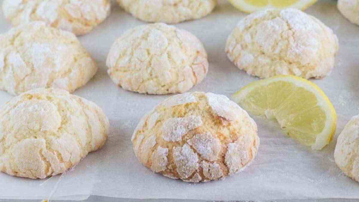 recette-parfaite-au-yaourt-et-biscuits-sucres-au-citron-simple