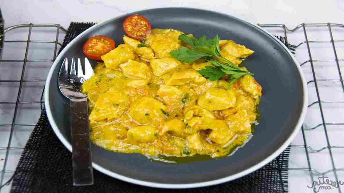 curry-de-poulet-comment-le-preparer-rapidement-et-facilement