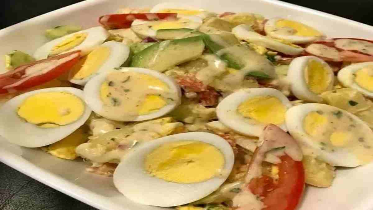 delice-de-pommes-de-terre-et-oeufs-en-salade