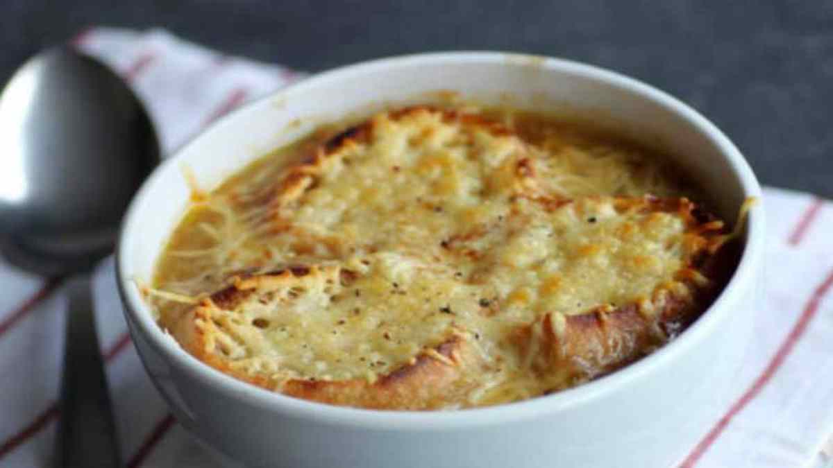soupe-a-loignon-gratinee-au-four
