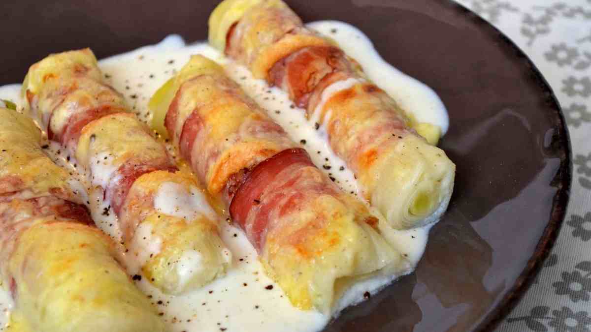 poireaux-gratines-au-lard-fume-et-fromage-a-raclette