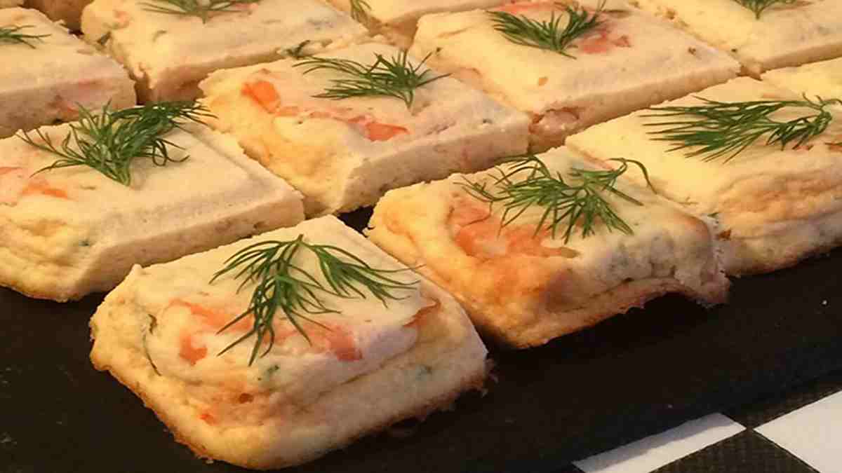 une-bonne-terrine-de-saumon-aux-crevettes-ideale-pour-les-fetes