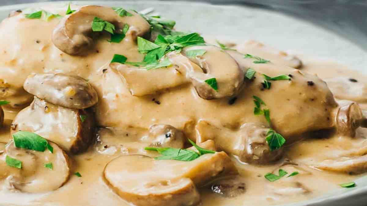 blanquette-de-poulet-aux-champignons-savoureuse-2