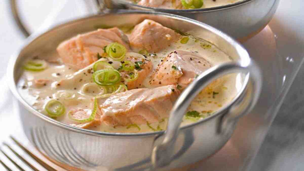 la-recette-de-blanquette-de-saumon-de-cyril-lignac-un-plat-pour-toute-la-famille