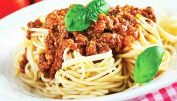 spaghetti-a-la-bolognaise-une-gourmandise