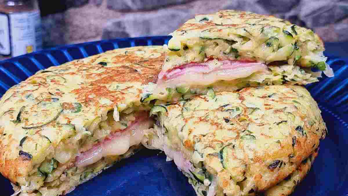 ma-belle-mere-prepare-chaque-semaine-cette-savoureuse-omelette-farcie-aux-courgettes