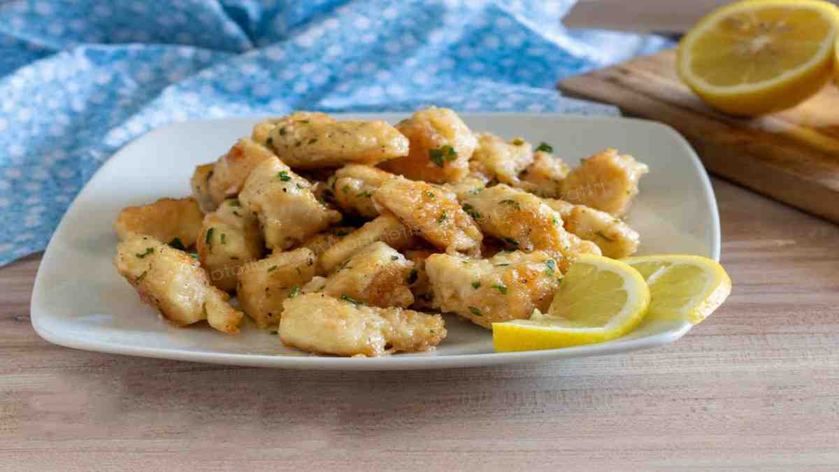 bocconcini-de-poulet-au-citron-realisez-cette-recette-en-5-minutes-chaque-soir