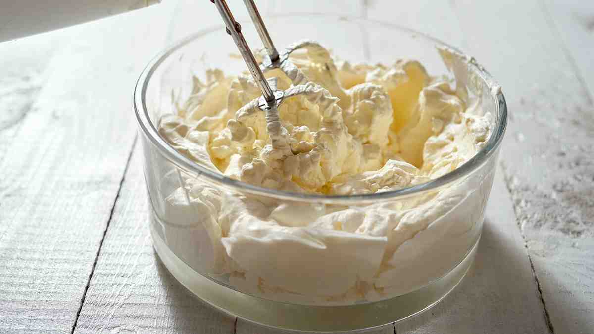 la-mousse-de-ricotta-ensorcelante-4-ingredients-se-prepare-en-un-clin-doeil-et-contient-moins-de-80-kcal